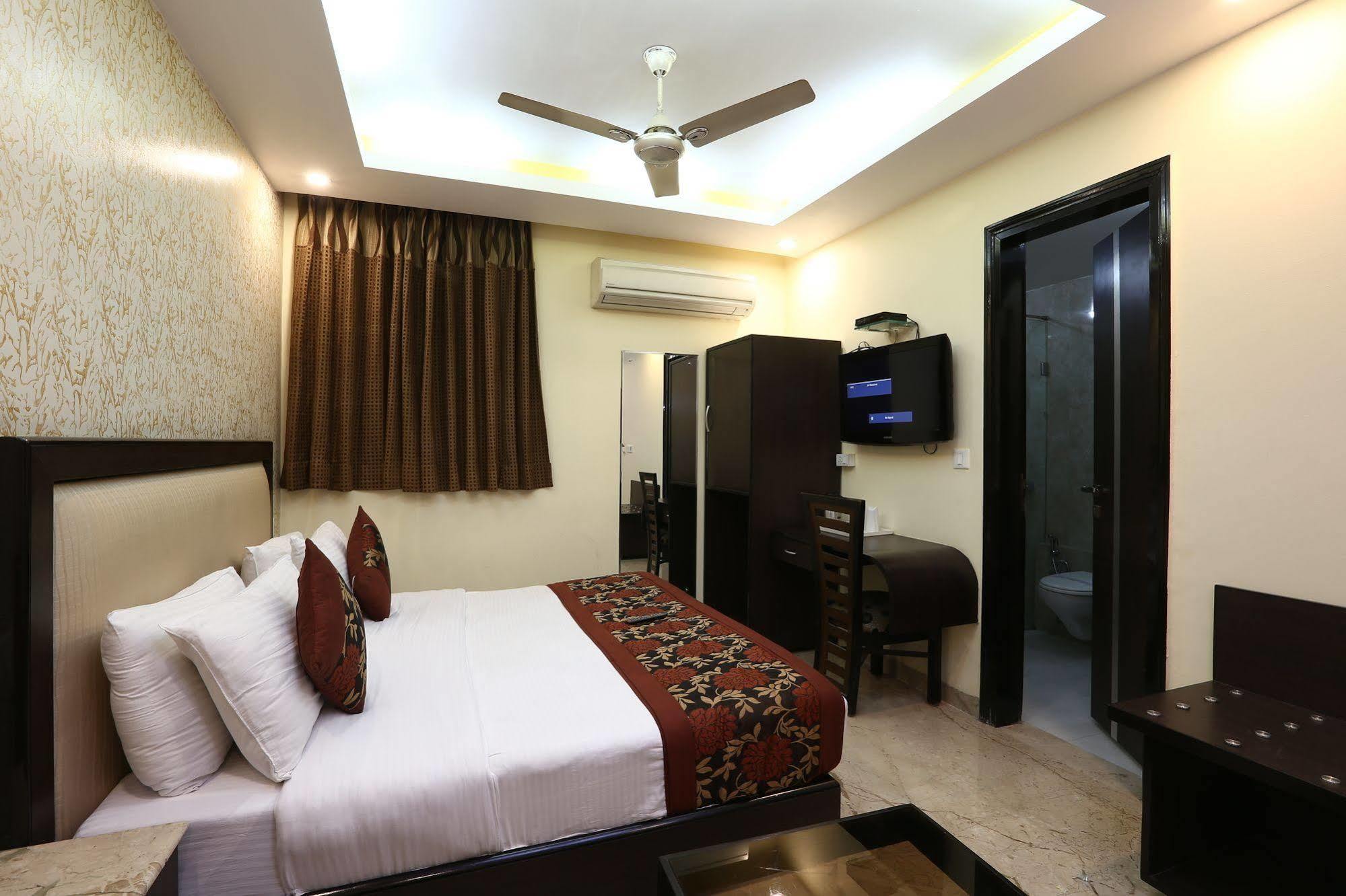 Hotel Kingston Park - Karol Bagh Delhi Exterior foto