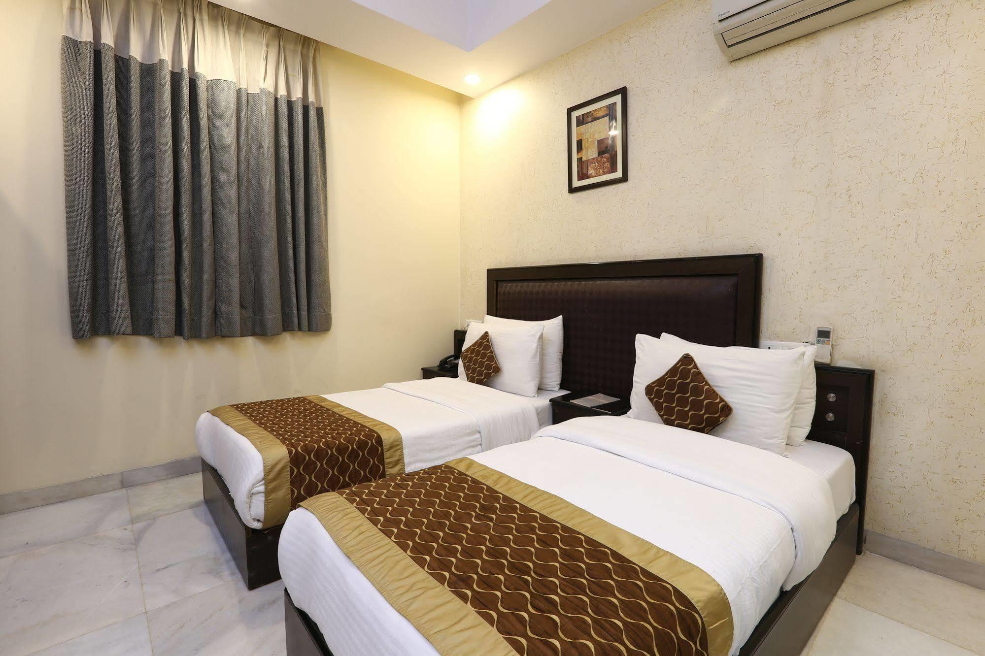 Hotel Kingston Park - Karol Bagh Delhi Exterior foto